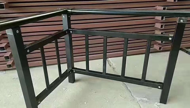 小區(qū)鋅鋼護(hù)欄